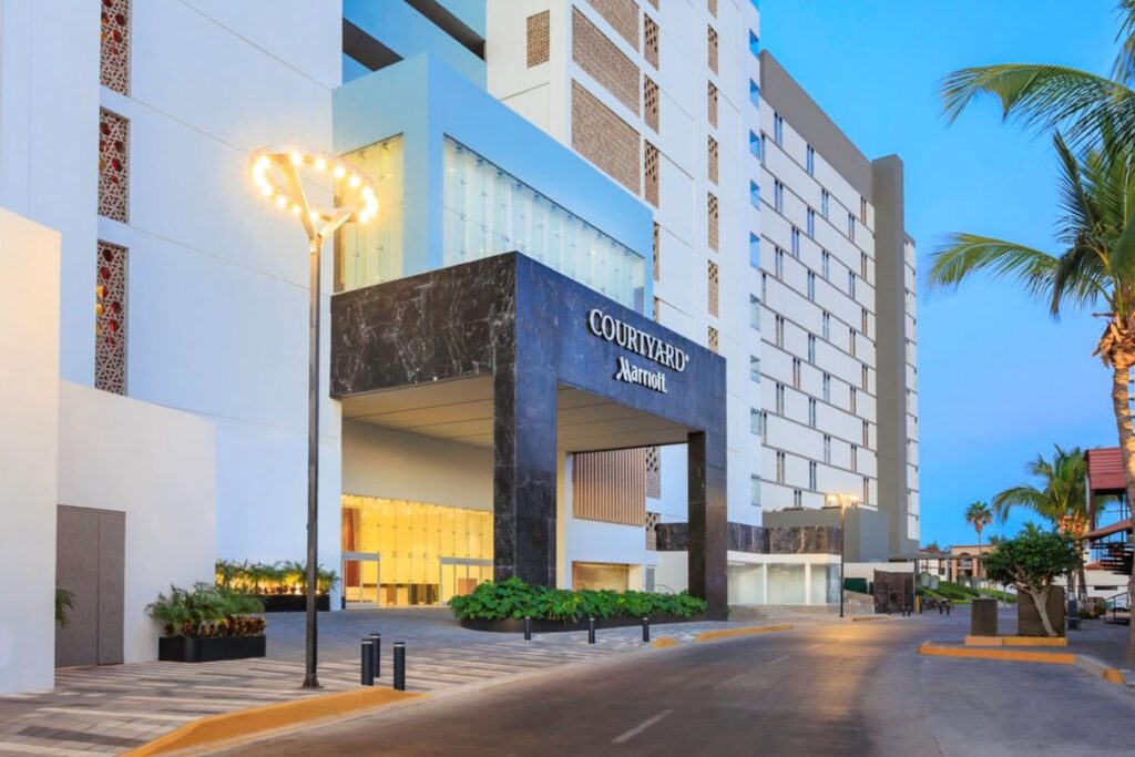 Courtyard Marriott entrance